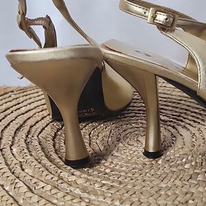 Vintage Gf Glamour Originals Gold Slingback Heels Size 8.5